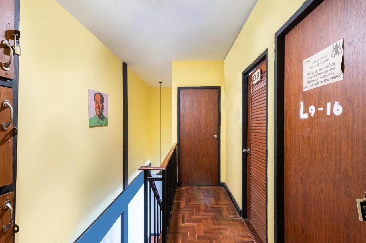 Oyo 677 Le Loftel Hostel Chiang Mai Exteriör bild