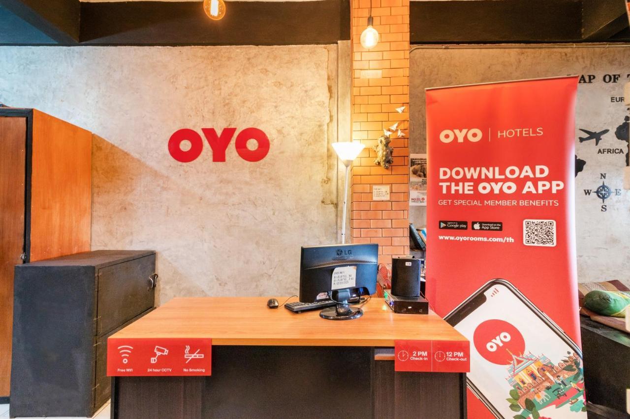Oyo 677 Le Loftel Hostel Chiang Mai Exteriör bild